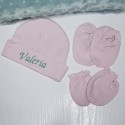 GORRITO NACIMIENTO + MANOPLAS+PEUKITOS CON NOMBRE